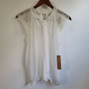 New Kersh Sheer Lace Top Size Small